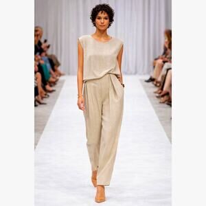 Casual Two Piece Sleeveless Crew Neck Pleated Pant Set Khaki  12